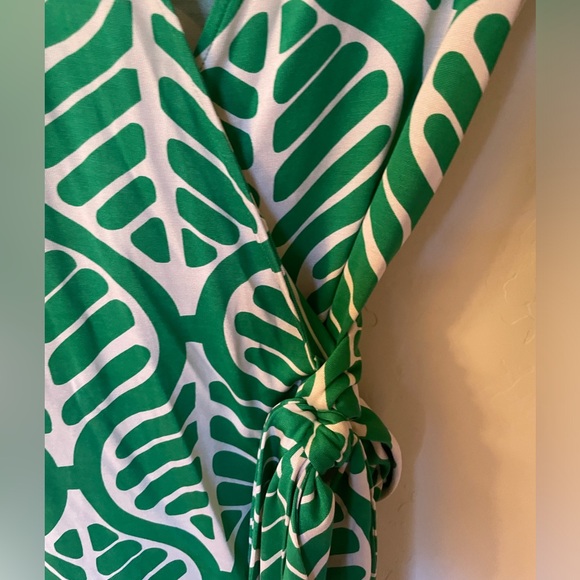 Diane Von Furstenberg Wrap Dress - Picture 2 of 5